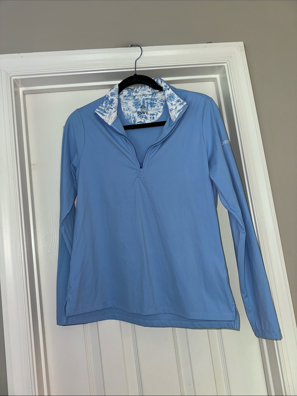 RNWK 1/4 zip long sleeve top